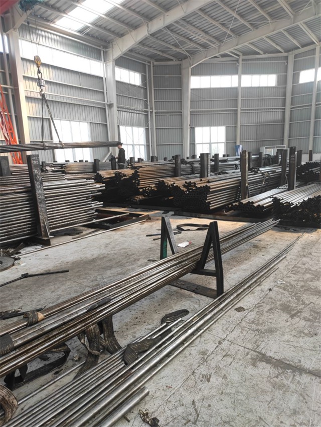 万宁小口径精密光亮无缝钢管