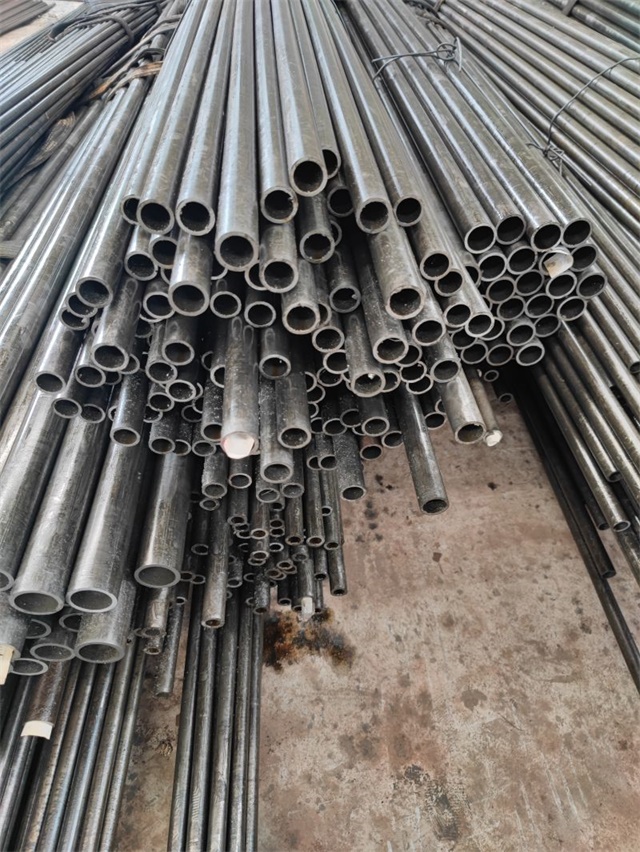 万宁精密光亮无缝钢管厂